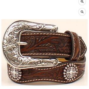 Ariat scalloped Leather Belt with Silver Buckle